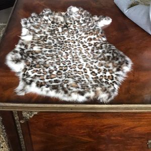 Natural rabbit fur